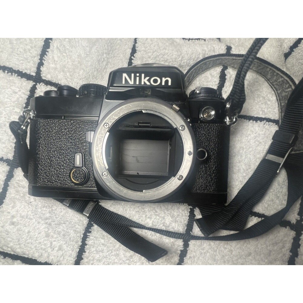Nikon FE 35mm Film Camera – Back Cover Stuck, For Repair or Parts